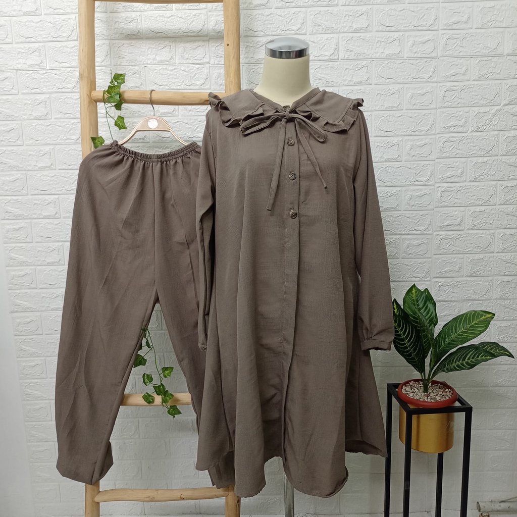 One Set Pakaian Wanita Outer - Set Wanita Bahan Cringkel Adem - One Set Muslim Kekinian - Baju Wanita Terbaru Cringkel - Baju Dewasa Jumbo Bahan Adem Tidak Menerawang - Baju One Set Wanita Dewasa Terbaru