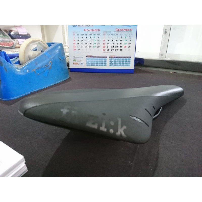 Sadel Fizik Arione R7