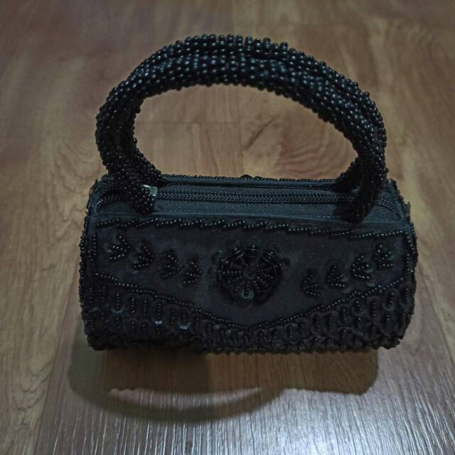 Clutch / Tas Jinjing Kecil - Black - Manik-manik