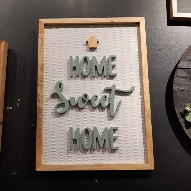 Hiasan dinding informa