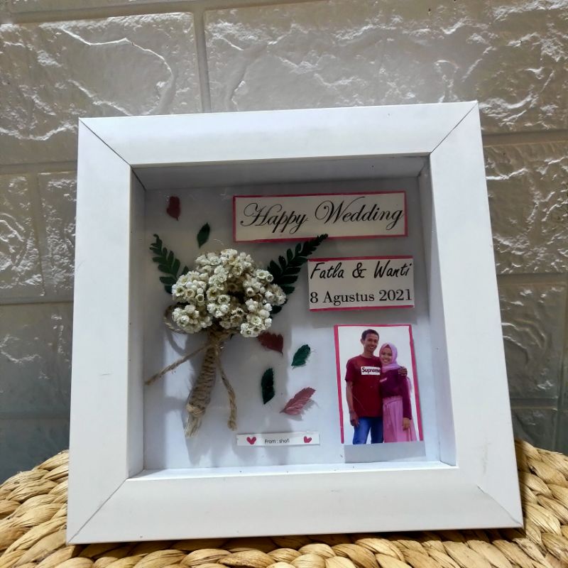 frame figura 3D/Dried Flowers Frame 3D/kado pernikahan kado ulangtahun kado wisuda kado anniversary