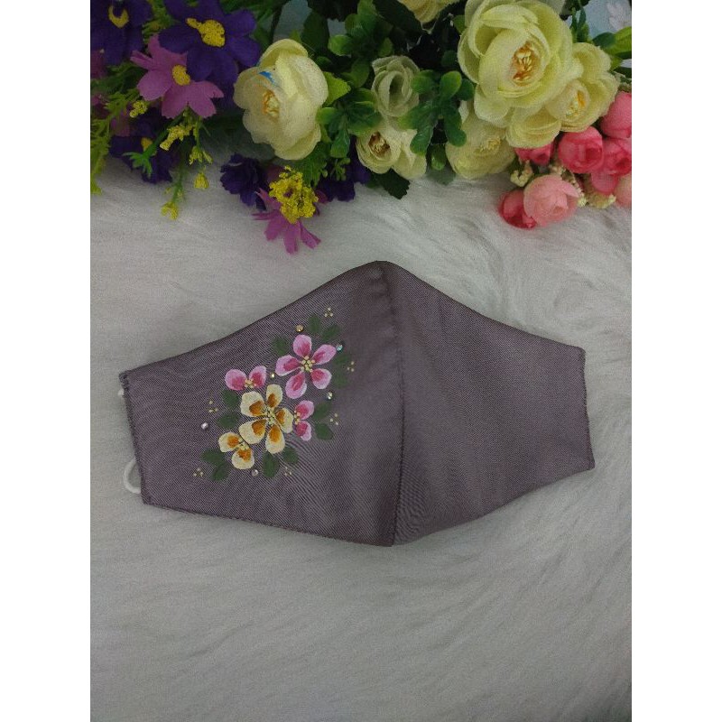 Masker kain lukis motif bunga cantik