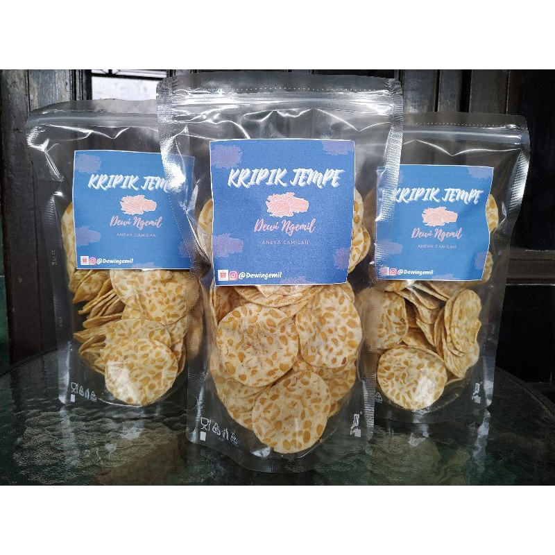 

Keripik Tempe Sagu Istimewa 100 gram