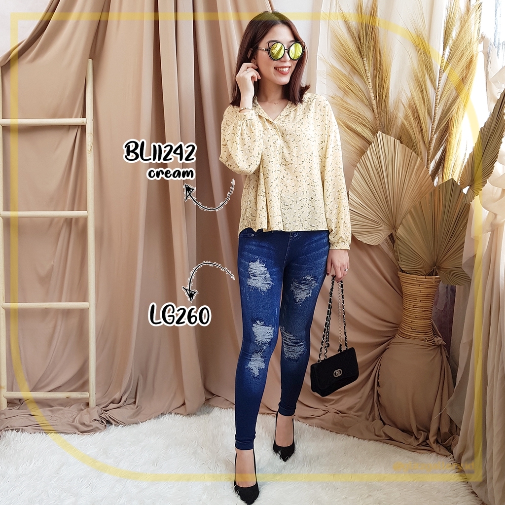 

(glitzgallery.id) 11242 flower top terlaris