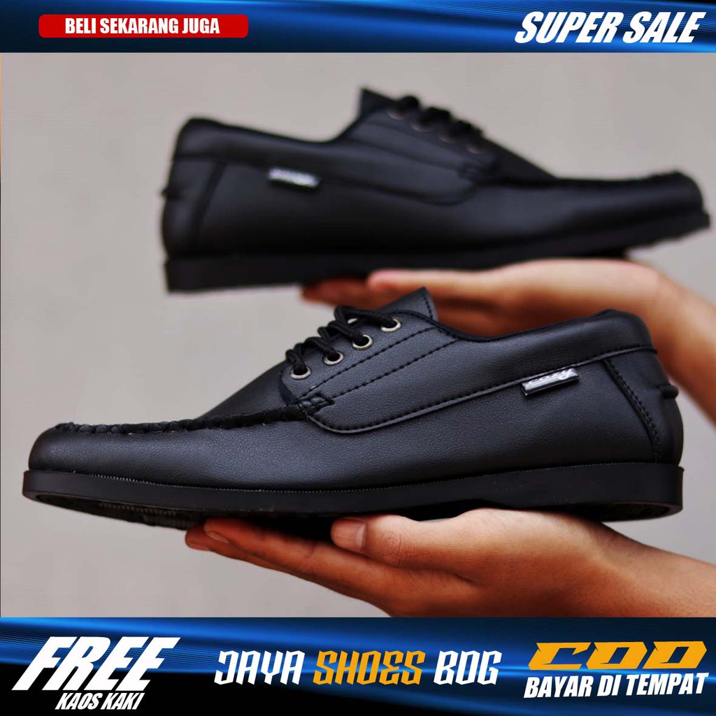 Sepatu Formal Kasual Pria Kulit Syintetik Model Pantofel Hitam Sepatu Santai Kerja Kuliah