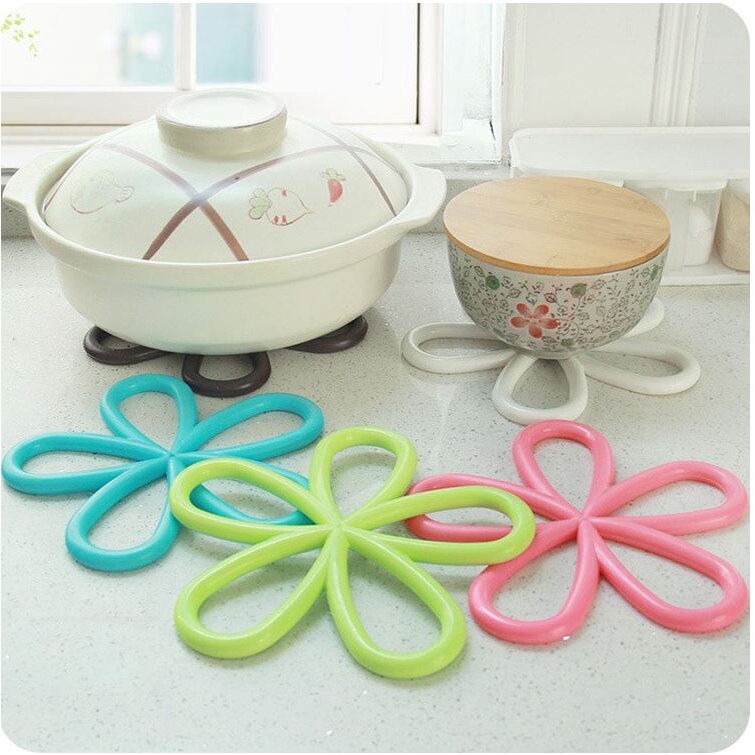 StarHome Tatakan Panci Anti Panas - Tatakan Alas Panci Piring Anti Slip - Flower Shape Hot Pad