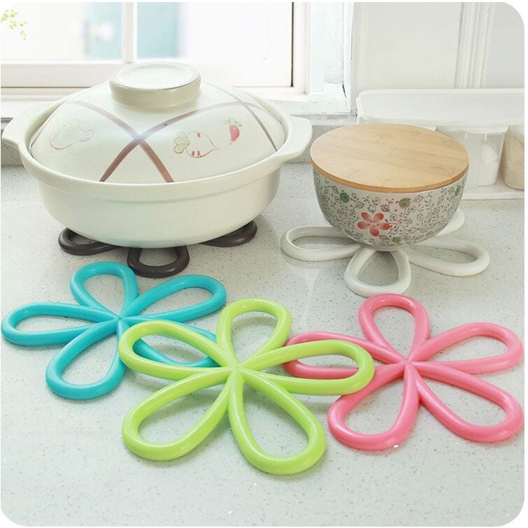 StarHome Tatakan Panci Anti Panas - Tatakan Alas Panci Piring Anti Slip - Flower Shape Hot Pad