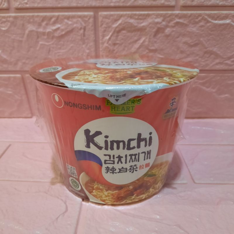 

Nong Shim Bowl Kimchi Ramyun Mie Khas Korea 117 gr