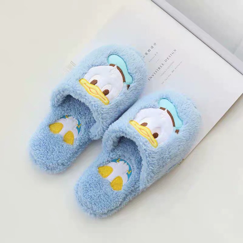 SANDAL BONEKA DONALD DUCK BEBEK MINNIE MOUSE WINNIE THE POOH CHIP DALE TSUM TSUM