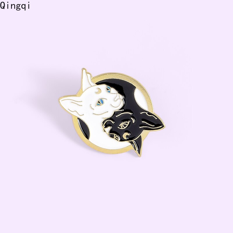 Bros Pin Enamel Bentuk Kucing Twin Cat Warna Hitam Putih Untuk Hadiah Anak