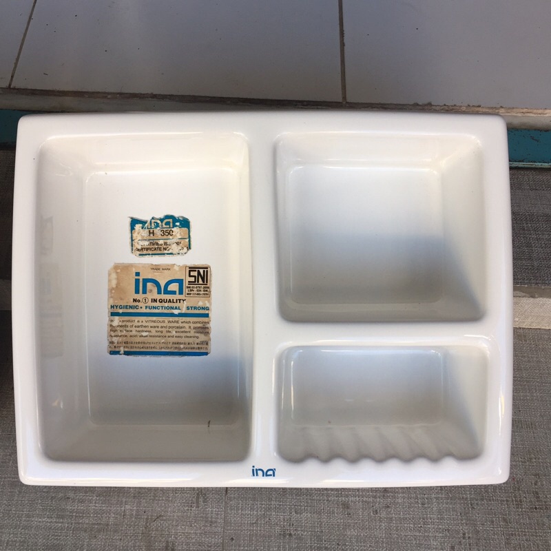 TEMPAT SABUN KAMAR MANDI TANAM KERAMIK INA H-350 (TANPA BUBBLE WRAP & PACKING KAYU)