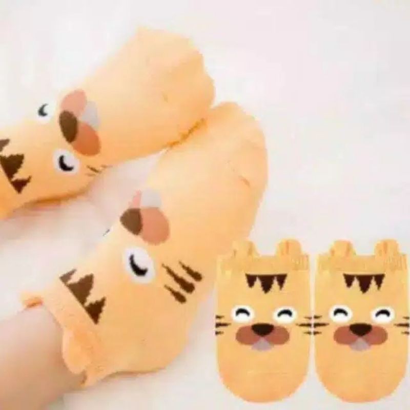 Kaos Kaki Bayi