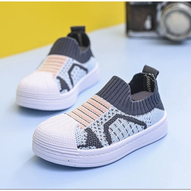 {COD} Sepatu Anak DANISHA Non LED/Sepatu Anak Import/Sepatu Anak Slip on/Sepatu Santai Anak/Sepatu Anak Casual usia1-6 th Rp