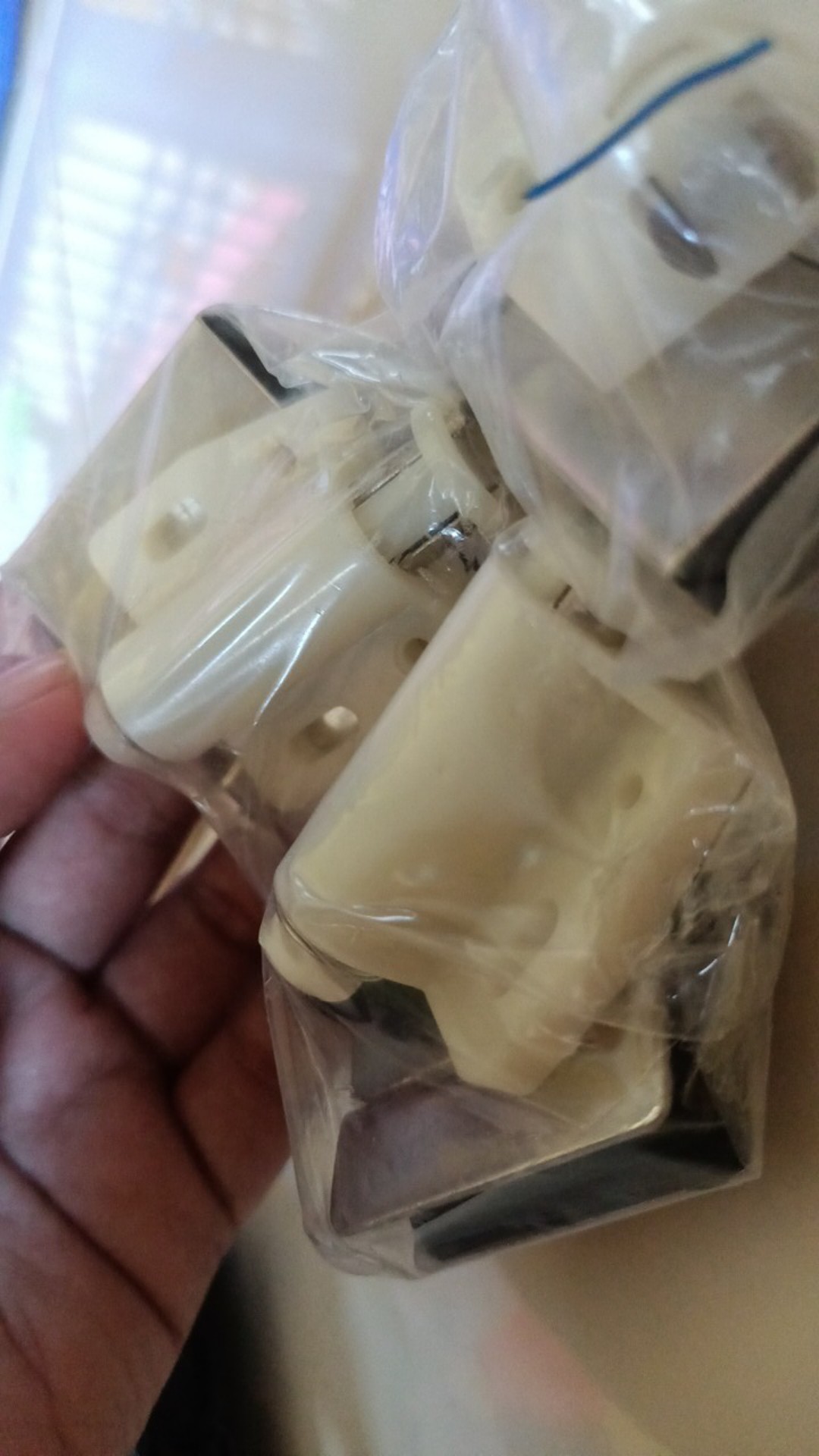 Engsel Kaca Jepit Pivot Single Komplit +push +magnit (glass Hinge)