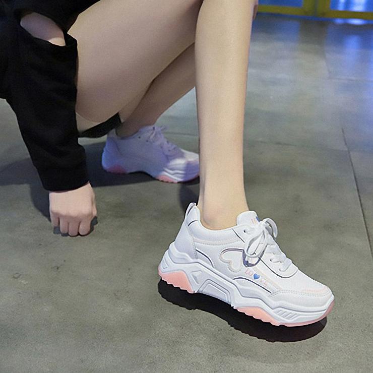 Model Baru.. Beeyoo Sepatu Wanita Sneakers Putih Sepatu Fashion WD104