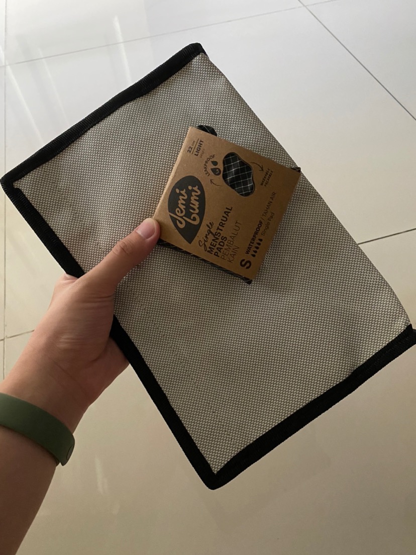 Demibumi - Tempat Tissue – Upcycle Blind