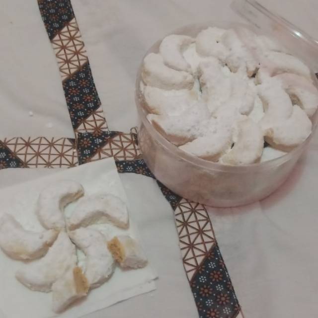 

Kue Nastar/Kastangle/Salju