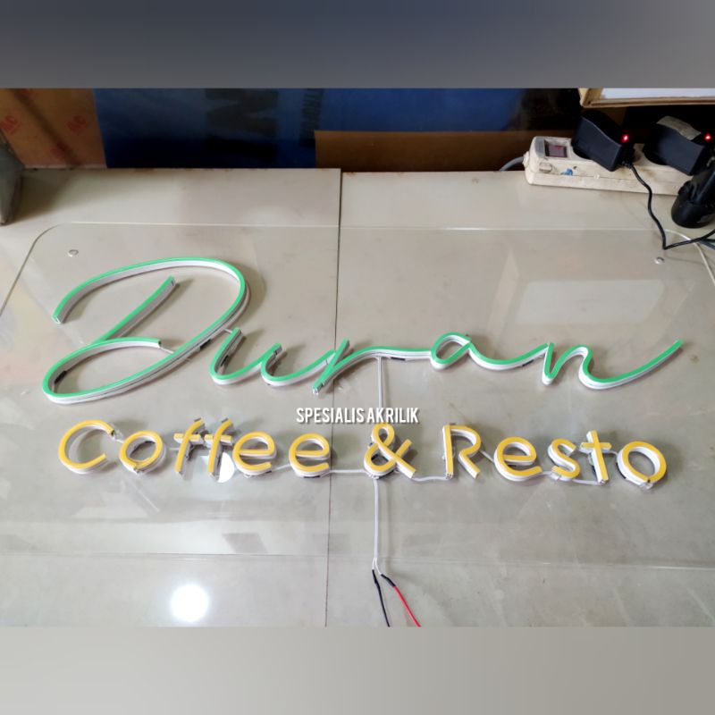 NEON LIGHT FLEXIBLE CUSTOM
