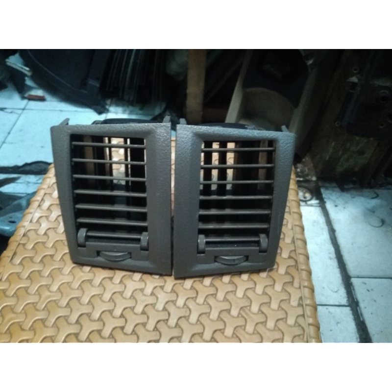 Kisi kisi ac samping rush terios original