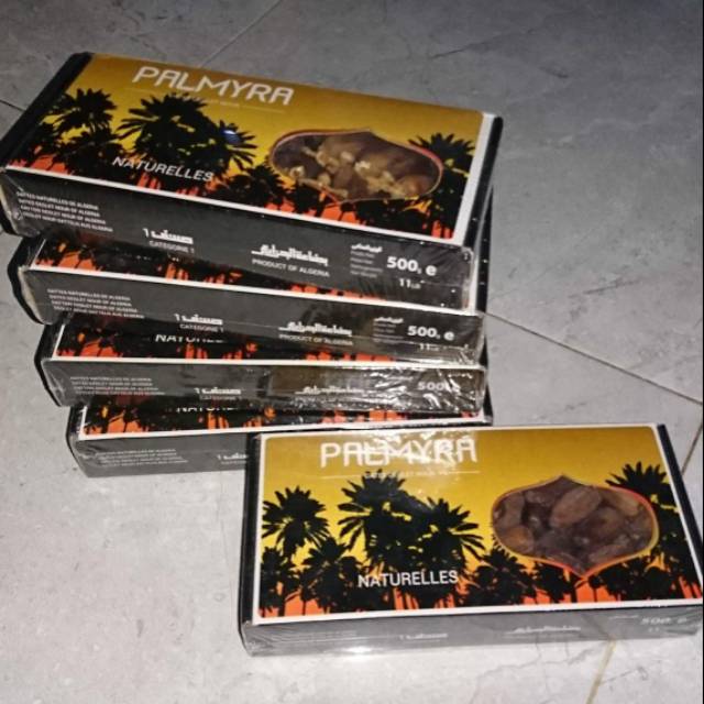 

Kurma Plumfrud