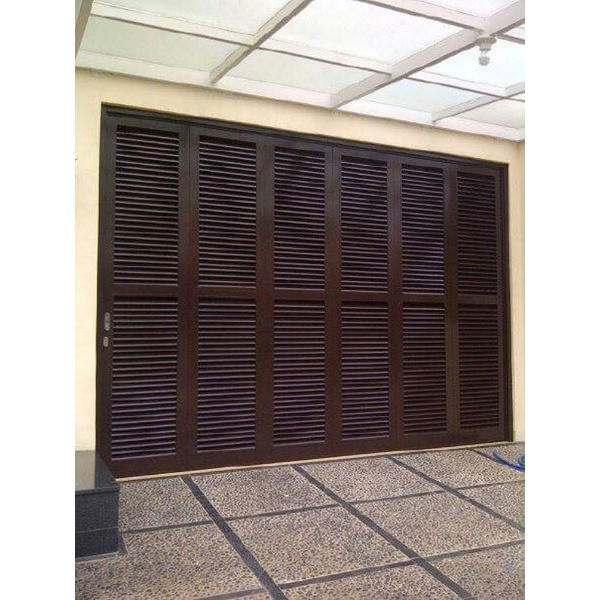 pintu garasi tikung alumunium