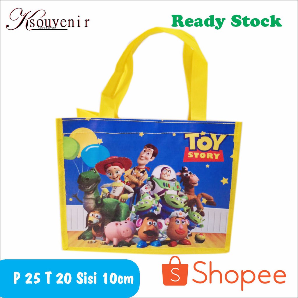 

Tas souvenir ultah goodie bag terlaris toy story