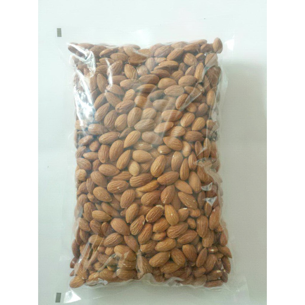 Raw Almond Whole 1kg (Almond Mentah) Ukuran Besar 27-30 Tanpa Cangkang