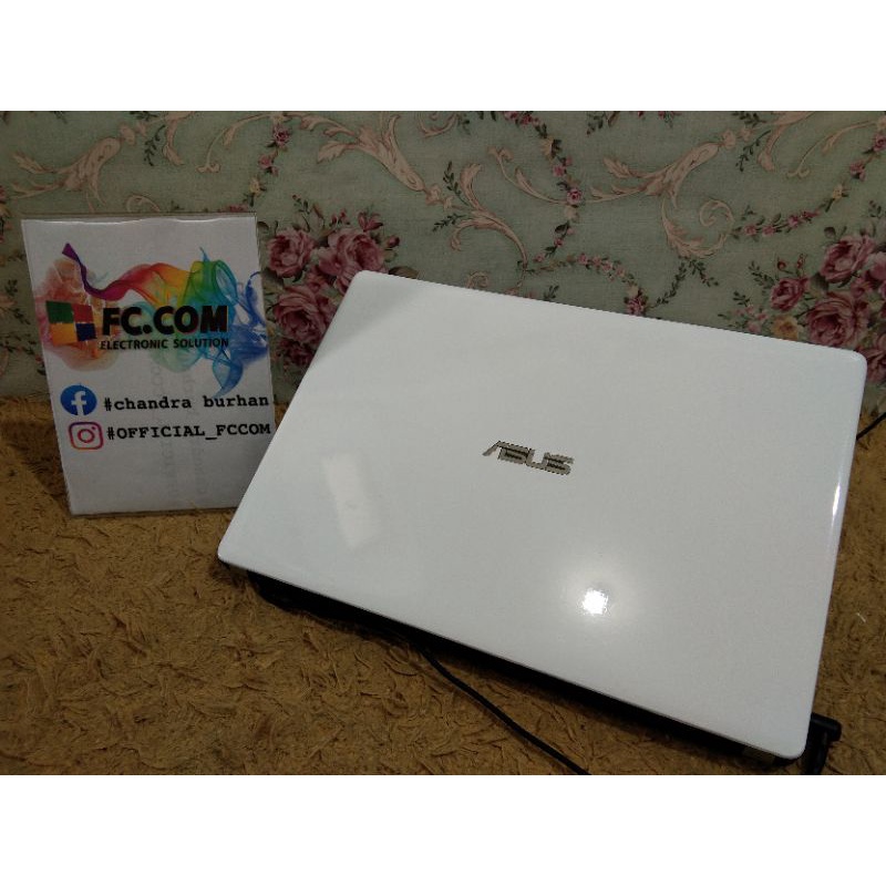Asus X450J I7-4700HQ VGA GeForce GT 745M 14inchi