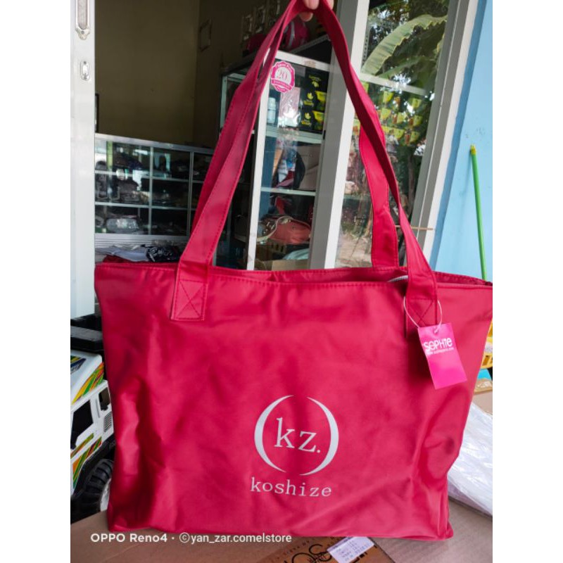 

TAS BESAR SERBAGUNA AWET