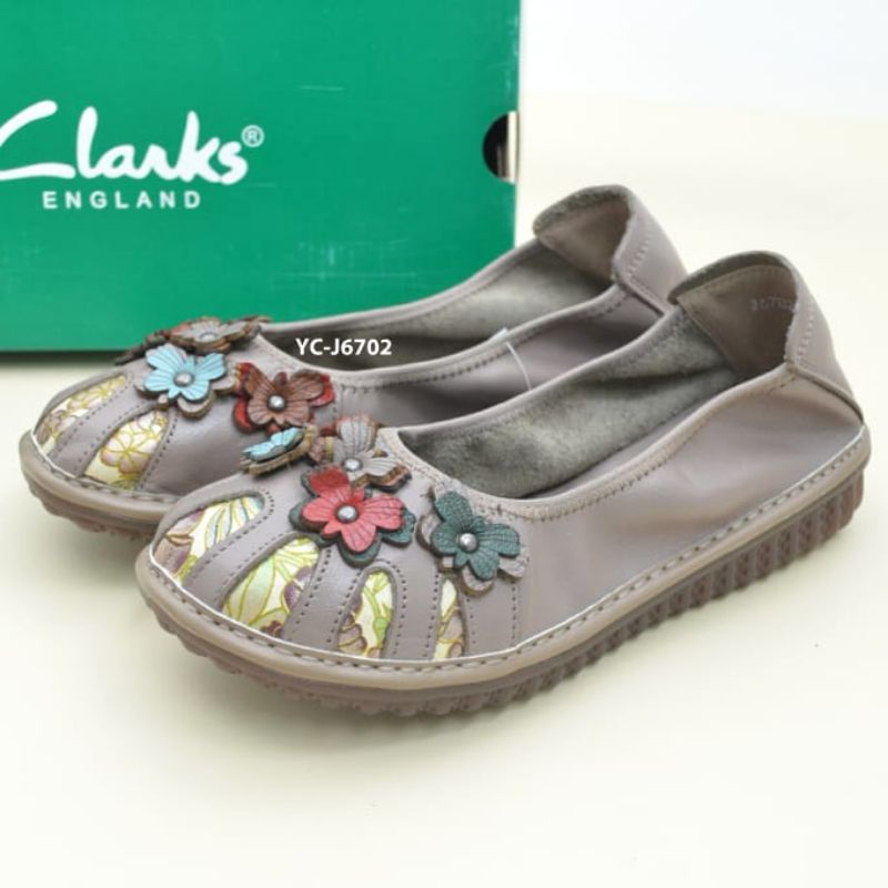 Sepatu clarks Wanita / Clarks YC-J6702 Butterfly Flowers Leather Flat