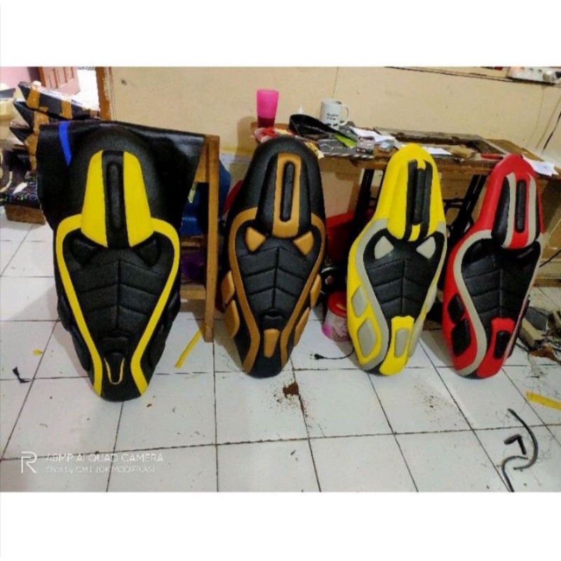 kulit jok motor PCX 150 160 - cover jok PCX 160 150 model predator