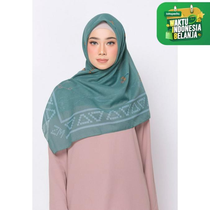 ZM Zaskia Mecca - Kayu Aro Green Scarf Kerudung Segi Empat