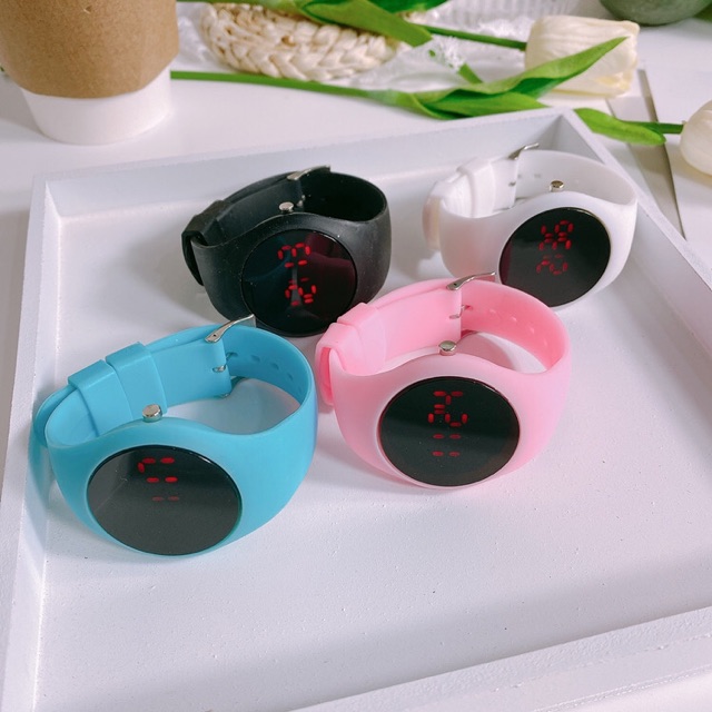 ［Ready stock］Jam tangan LED digital HOT jam pria/wanita fashion s1032