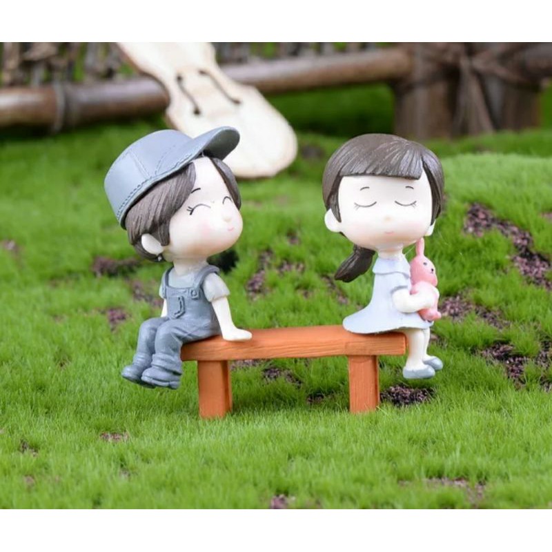 Miniatur Boneka Kebun atau Taman Kado Miniatur Boneka Sepasang Kekasih