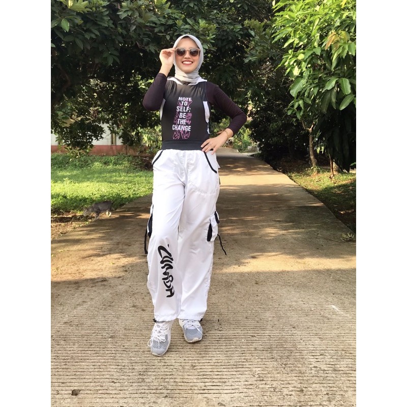 Celana Senam Olahraga Zumba Putih Lis Hitam Cargo / Celana Training Fitness Cycling Running Gym-6
