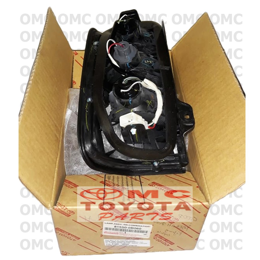 Lampu Stop Lamp Belakang Kanan Kijang 81550-0B060