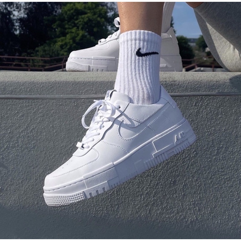 Nike Air Force 1 Pixel Triple White Womens Original Resmi