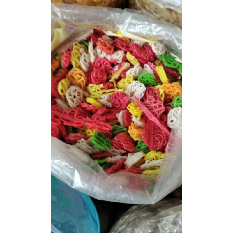 

Krupuk pelangi curah 500 gram