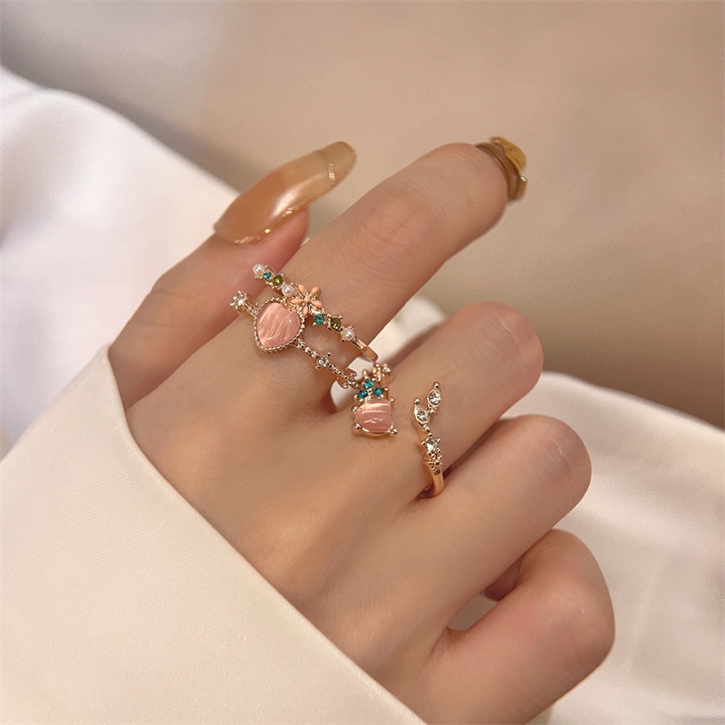 Cincin Open Ring Adjustable Desain Bunga Hias Zircon Warna Pink Untuk Wanita