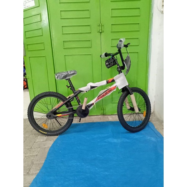 sepeda BMX 20 inc Pacific avorio 1.0