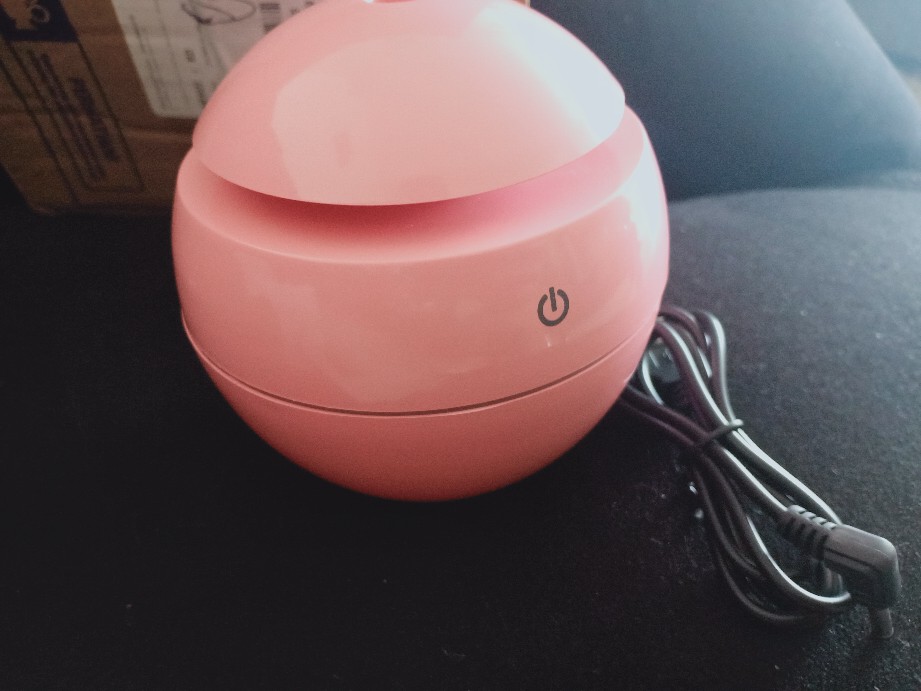 Pengharum Ruangan Elektrik Aromatherapy Air Humidifier Ultrasonic Desain Minimalis Bulat K-003-1