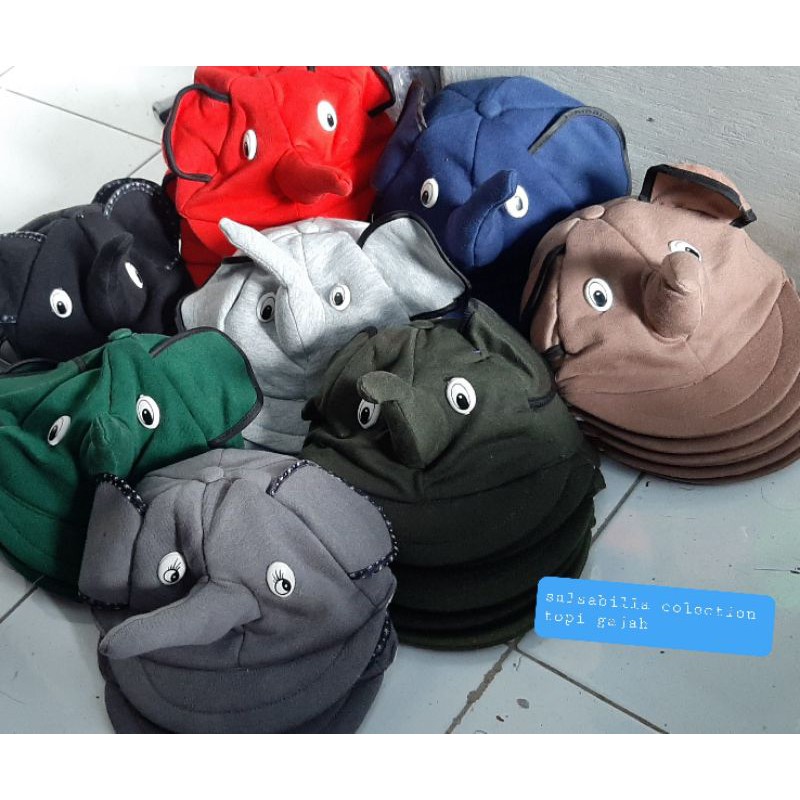 Topi anak karakter gajah