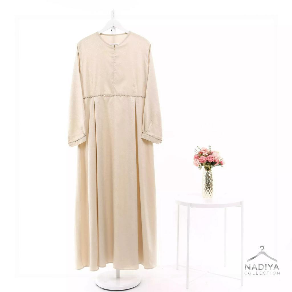 Shafira Syari - Dress Lva Donna Caireen Prive Silk Premium by Nadiya