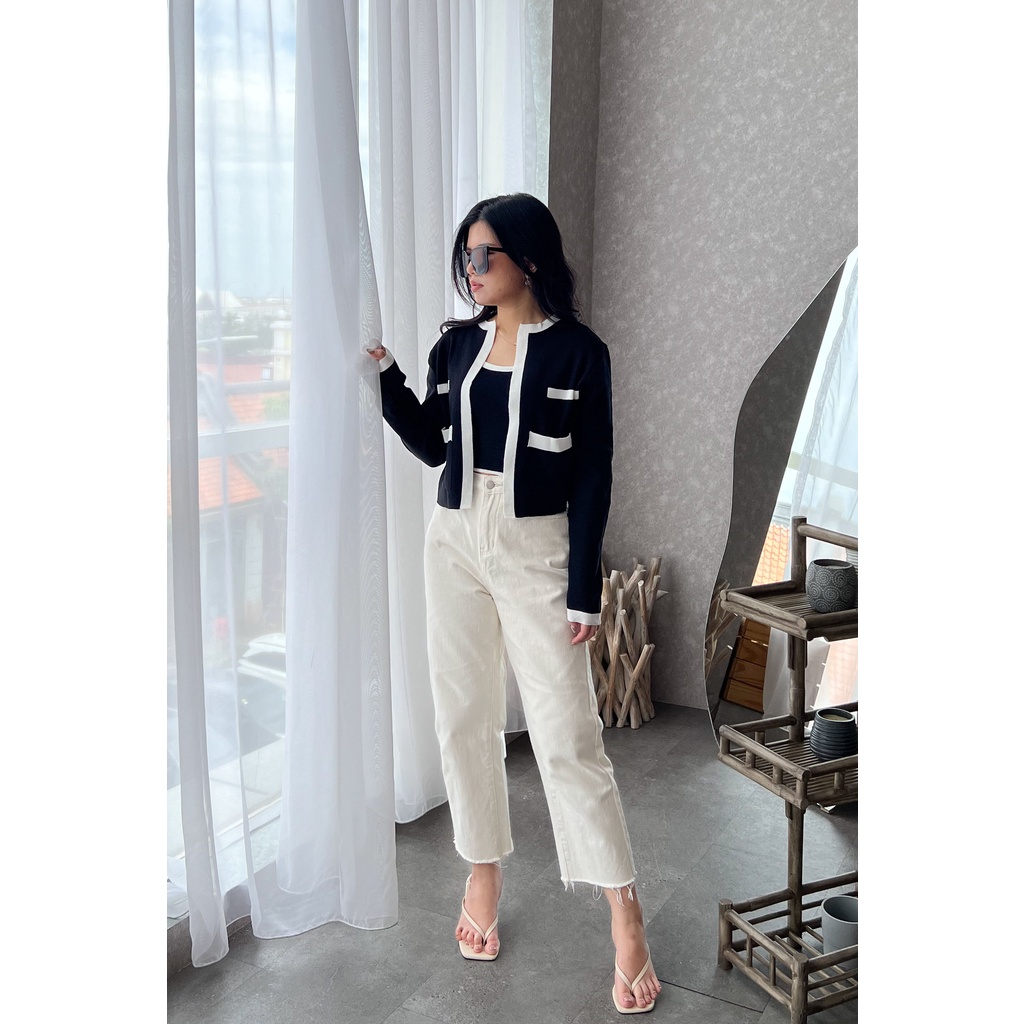 SURRELL - Naeun Cardigan Set