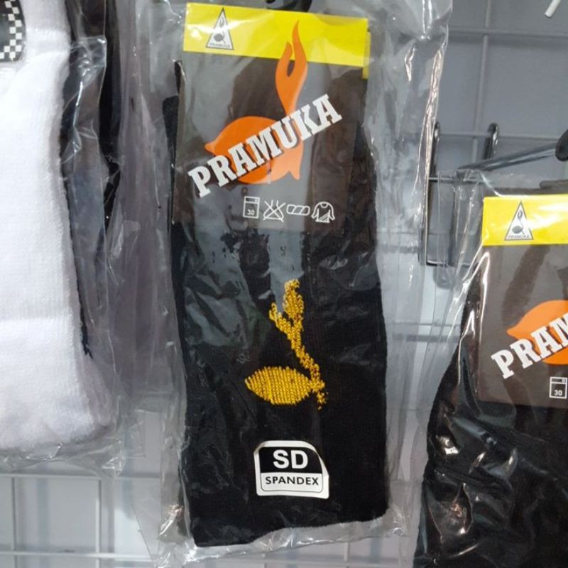 kaos kaki pramuka