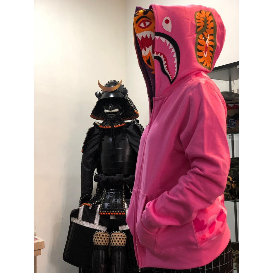 Яркий худи дабл бабл. Zip Hoodie Bape Double Shark. Bape Double Shark Hoodie. Bape Double zip Hoodie. Дабл бейп Тайгер.