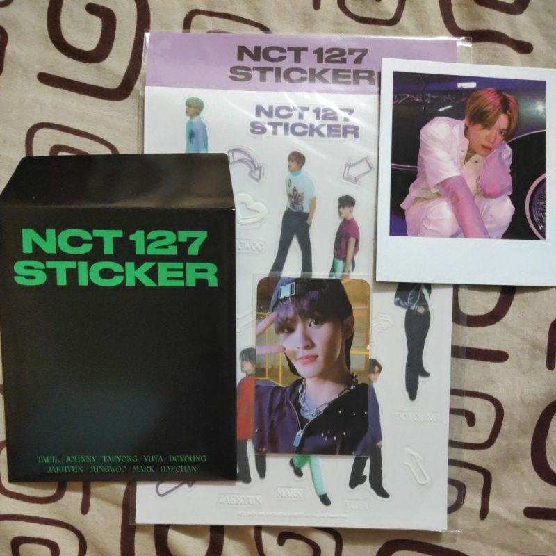 PC Mark glow in the dark (GITD) md sticker Fullset