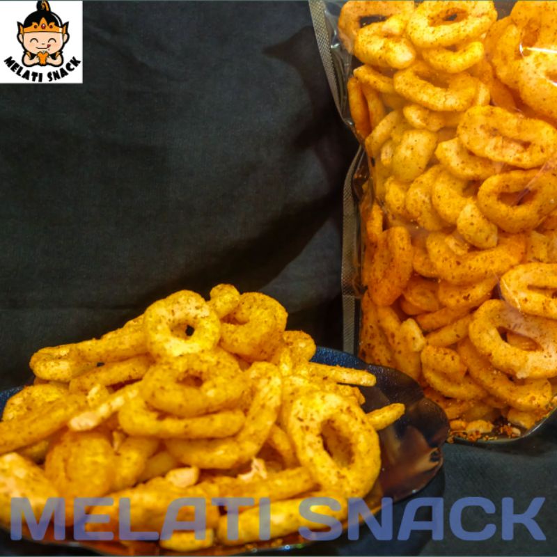 

KERUPUK COIN RING SEPUR PEDAS GURIH - CEMILAN/SNACK MURAH ENAK RENYAH GURIH PEDAS