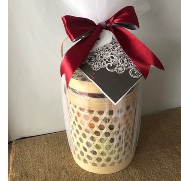

box hampers diameter 20 cm tinggi 32 cm -box toples-hampers lebaran