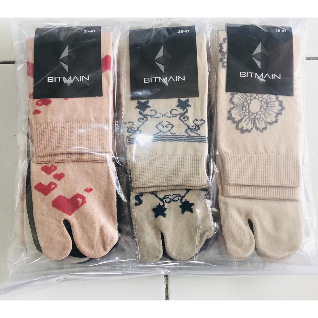 kaos kaki jempol muslimah cream motif telapak hitam/ kaoskaki jari cream nylon/nilon 1 lusin/lusinan